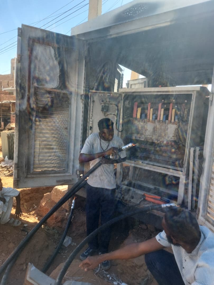 أعمال لوحات الجهد المنخفض والقواطع — فيتال